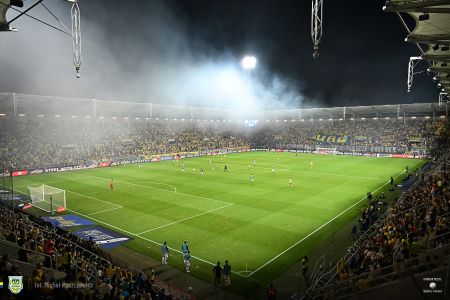 Ekstraklasowa wróciła na Stadion w Gdyni po 5 latach (fot. Michał Puszczewicz)