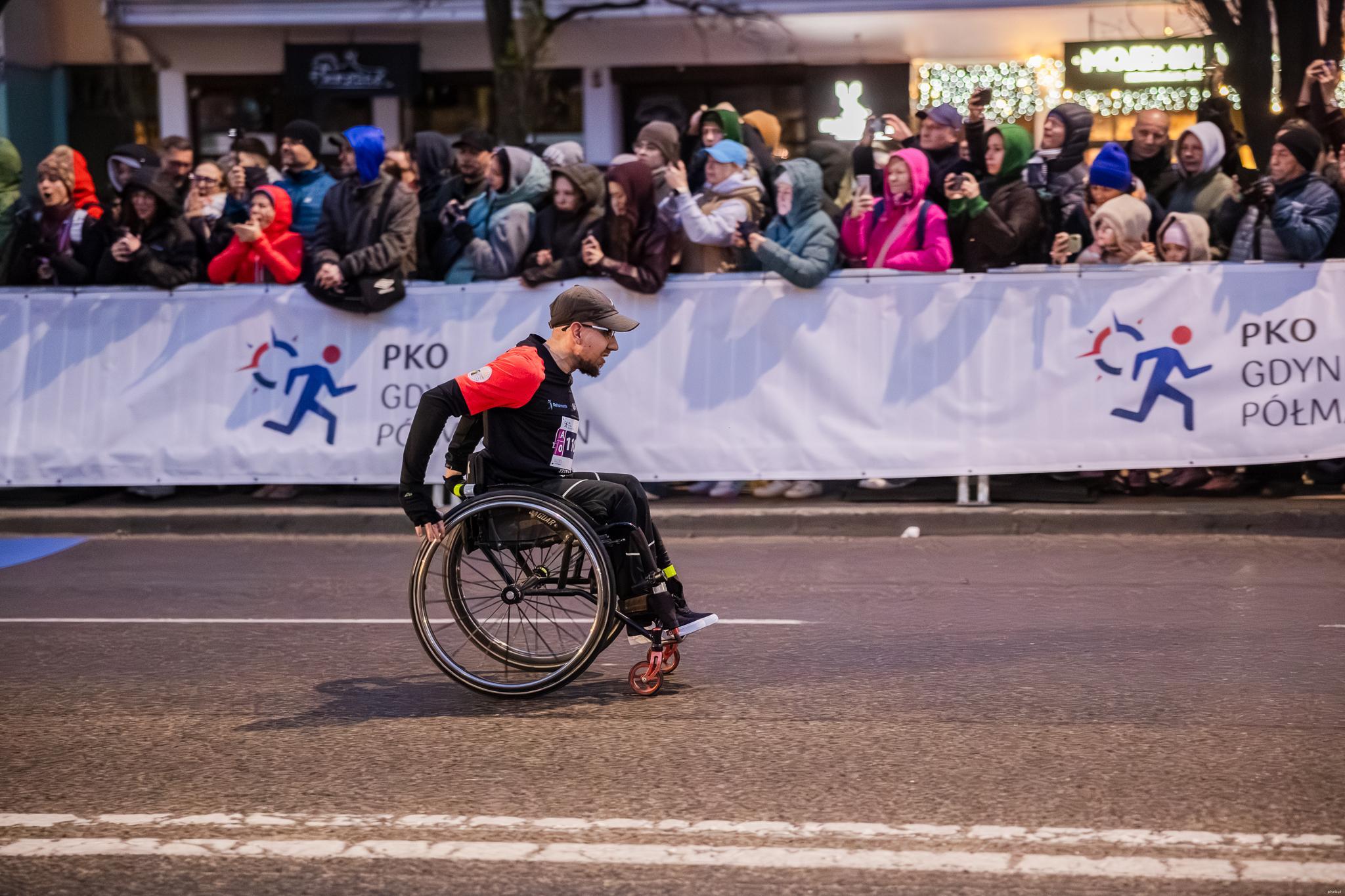 Wśród uczestników zawodów nie brakowało osób z niepełnosprawnościami (fot. Karol Stańczak dla Gdynia.pl)
