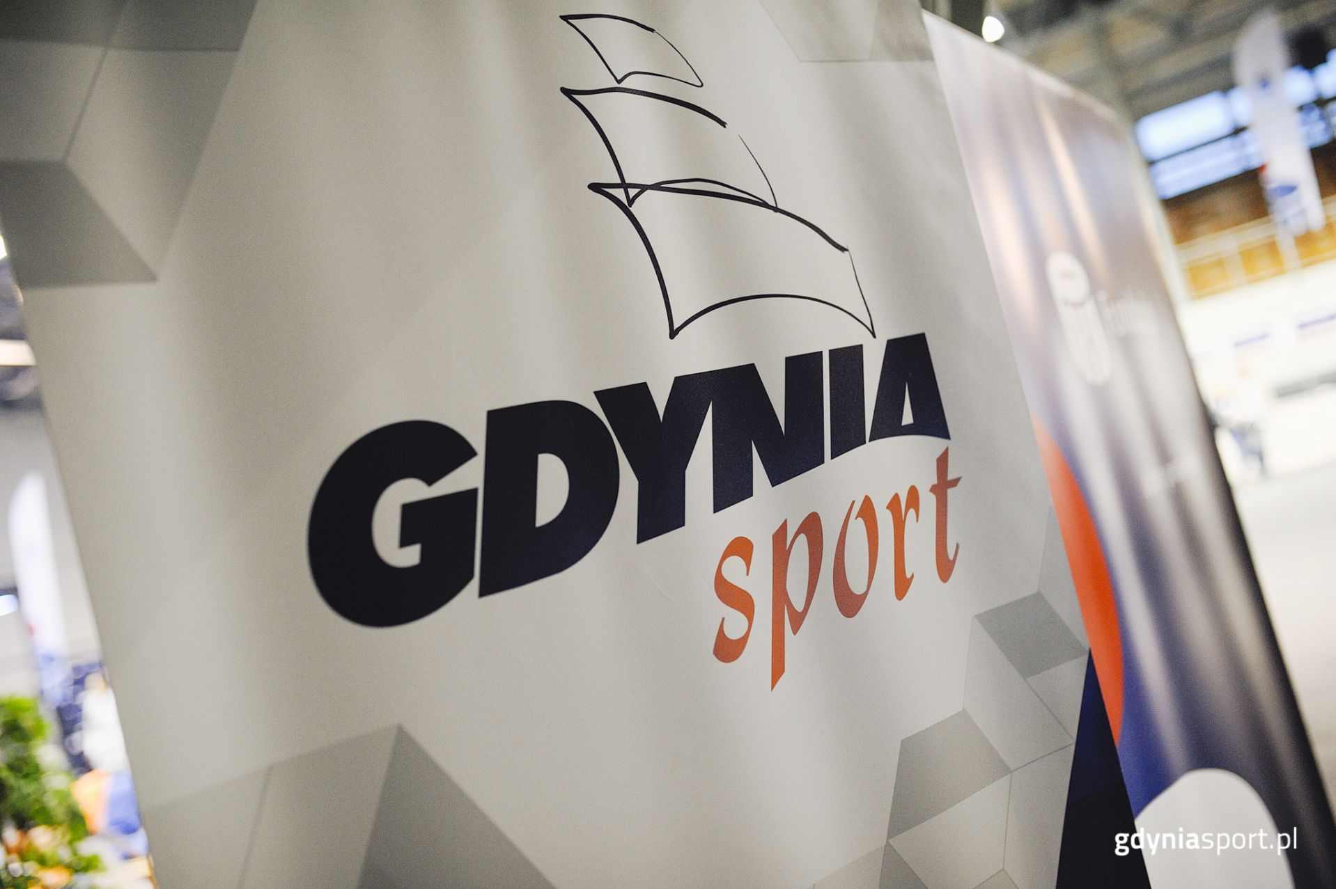logo Gdynia sport na rollupie 