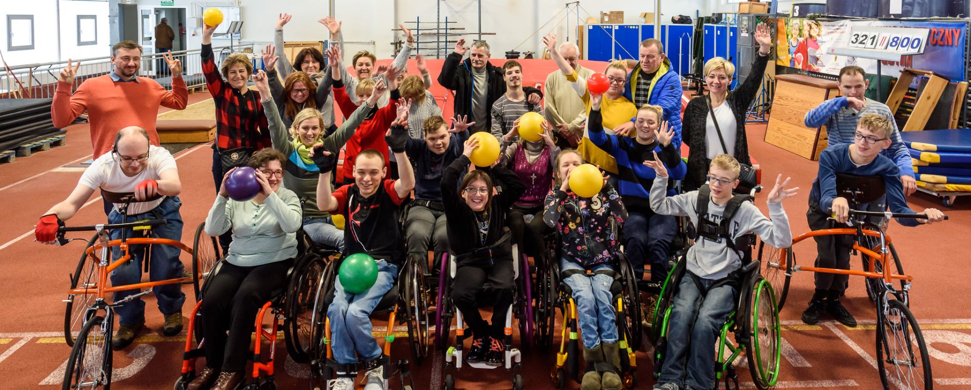 Uczestnicy zajęć z niepełnosprawnością ruchową 
