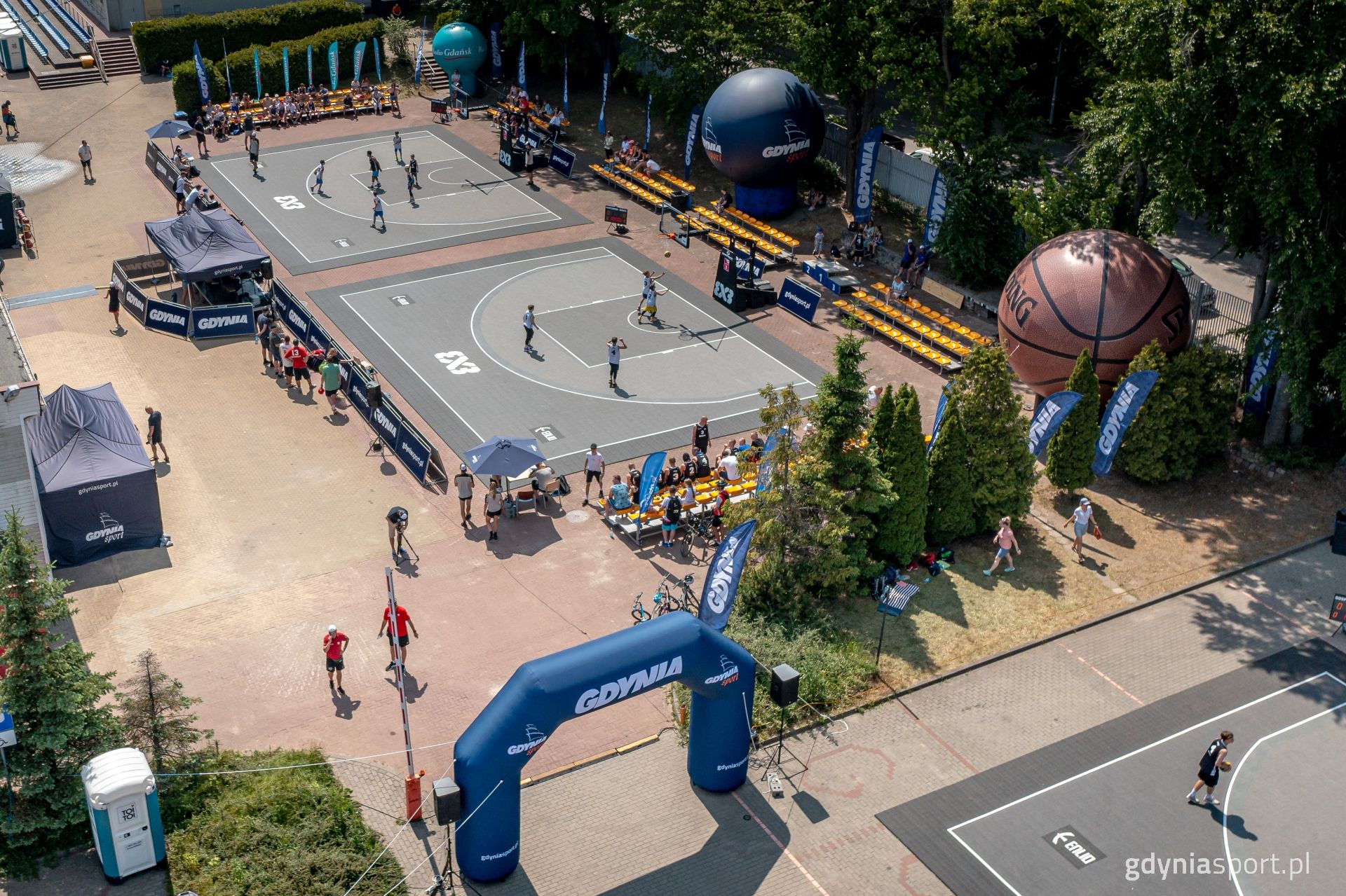 Boiska do koszykówki podczas turnieju 3x3 Gdynia 