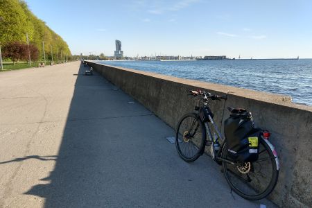 Rower miejski na Bulwarze Nadmorskim w Gdyni