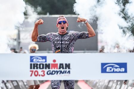 Pierwszy zawodnik na mecie Ironman 70.3 Gdynia
