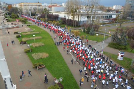 Start Biegu Niepodległości w Gdyni