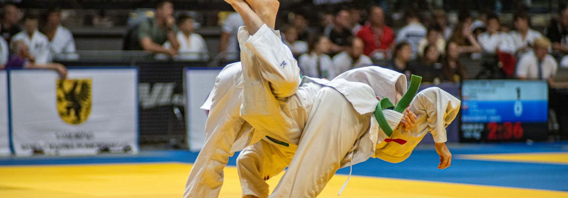 Judocy w trakcie walki na tatami