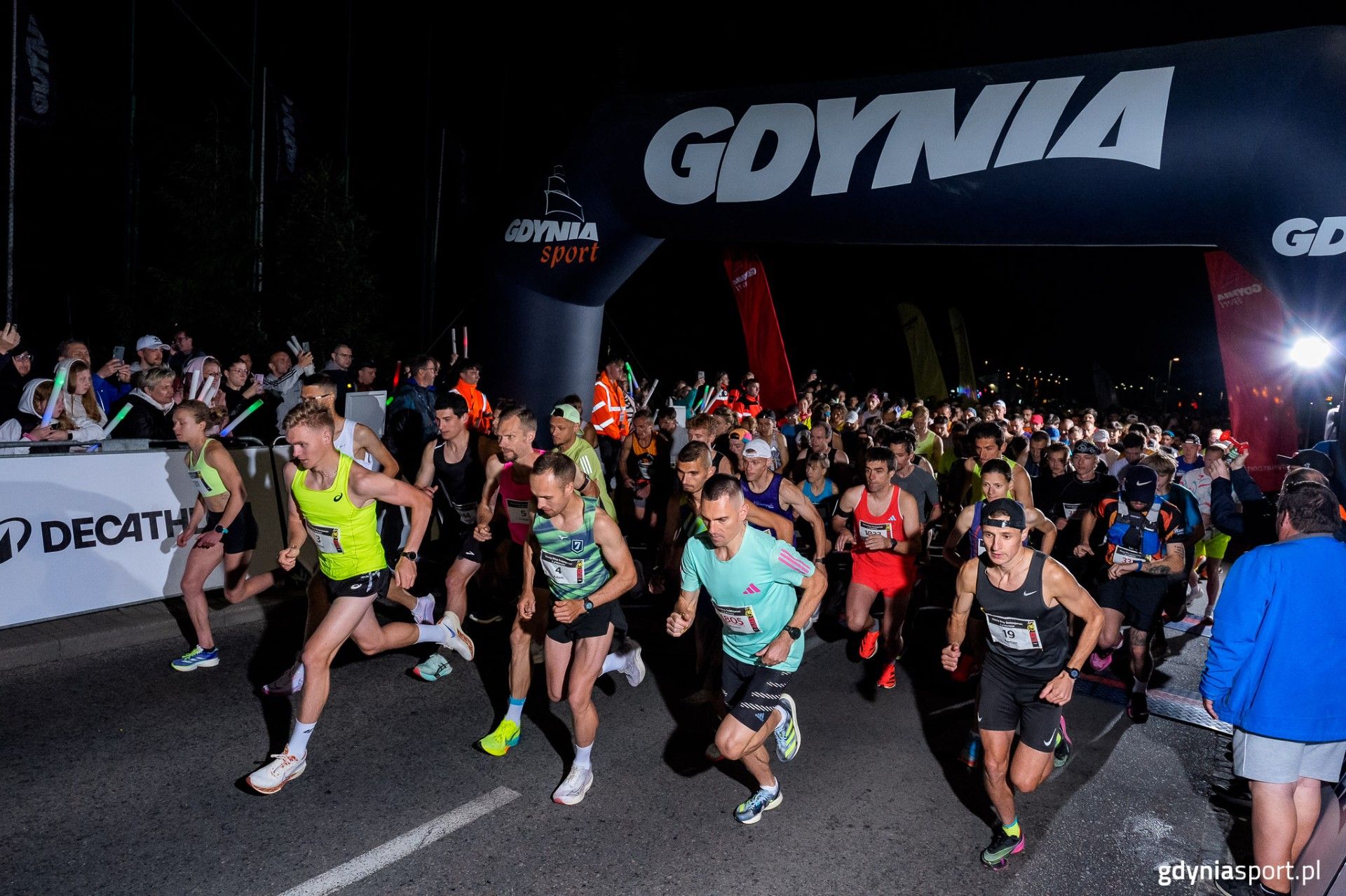 Start Nocnego Biegu Świętojańskiego z Decathlon